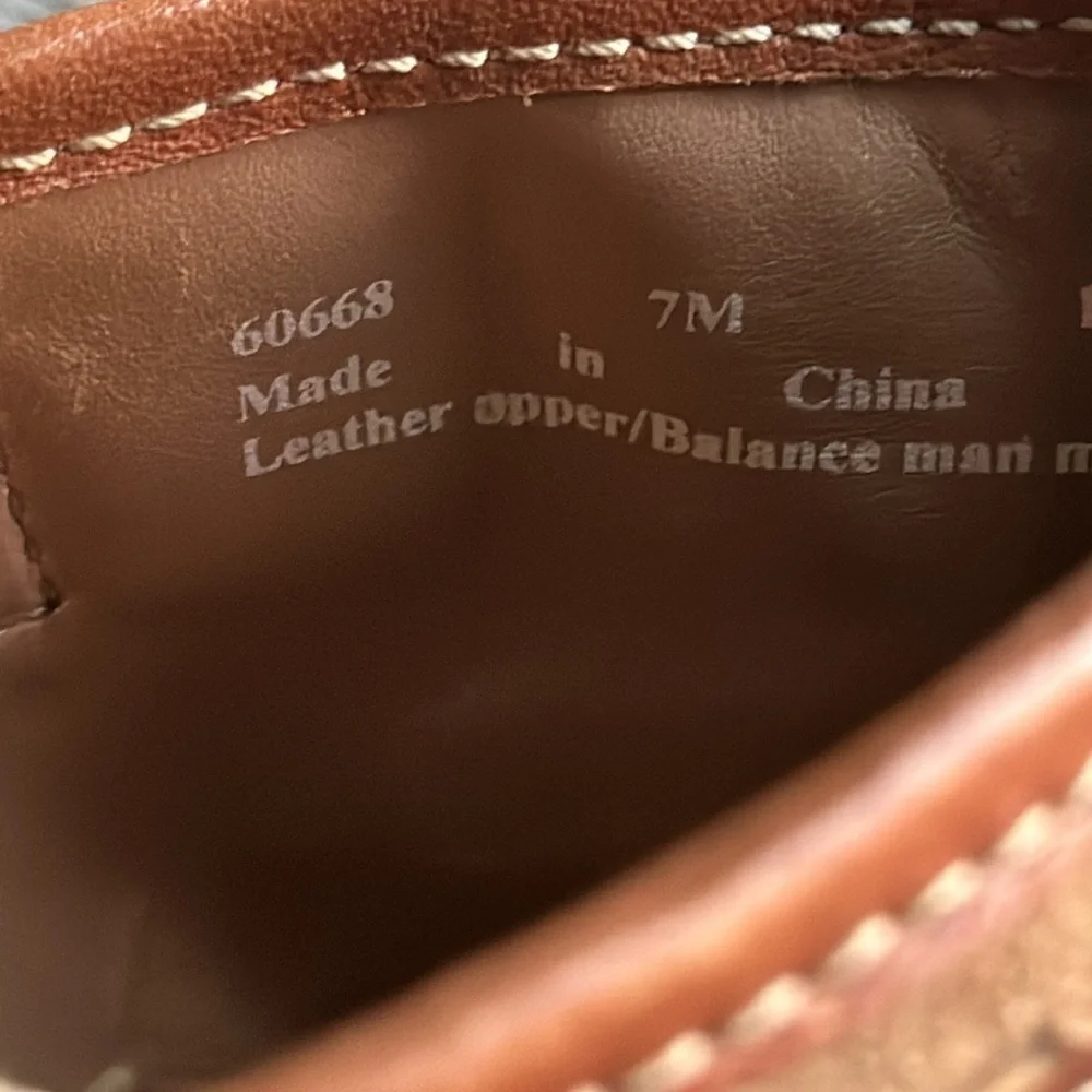 Clarks shoes wedges tan suede toeless size 7 Barbie core